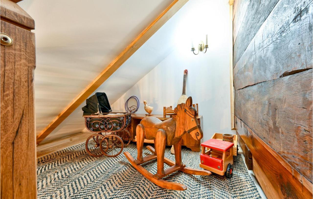 Pet Friendly Home In Varazdin Breg With Jacuzzi Exterior photo